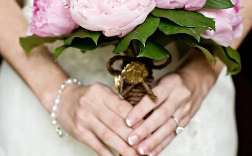 2026年02月07日是不是结婚吉日 今日办喜事好不好