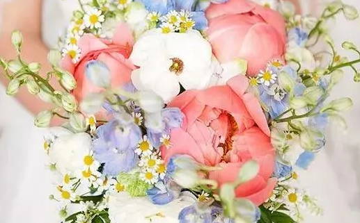 2025年农历七月廿四结婚好吗 今日办喜事好吗